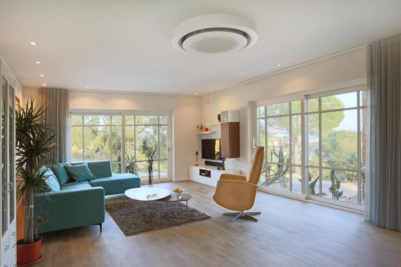 Homestay Villa Estrella - Costa Brava Калелья Экстерьер фото